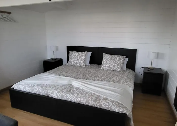 Joe & Vera\'S Villa